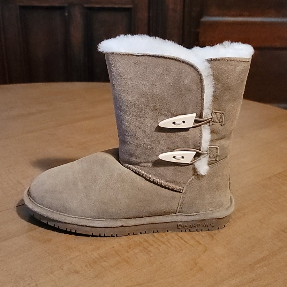 Bearpaw midrise camel boots